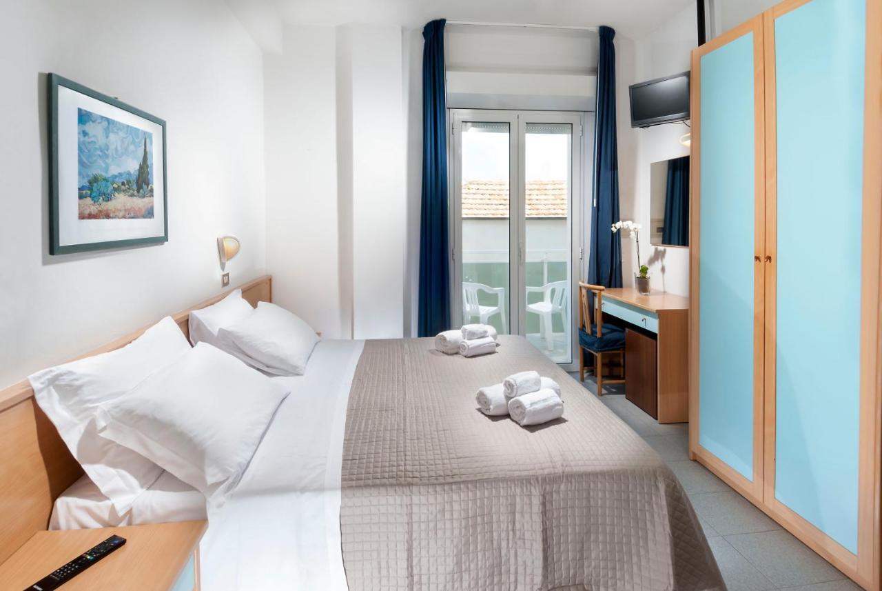 Hotel International Direttamente Sulla Sabbia Misano Adriatico Eksteriør billede